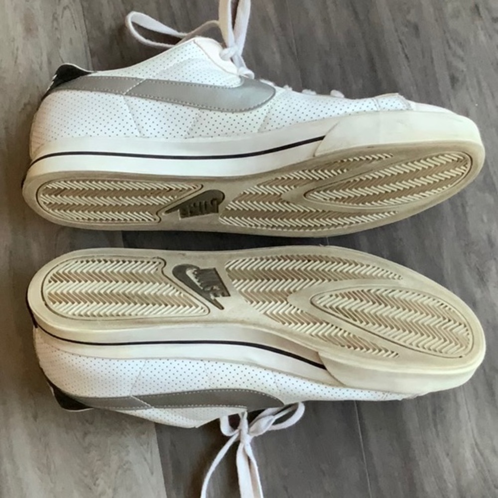 Nike Men's 318333-106 Casual Classic Athletic Sneaker Shoes White/Gray Size 13 - Picture 2 of 4